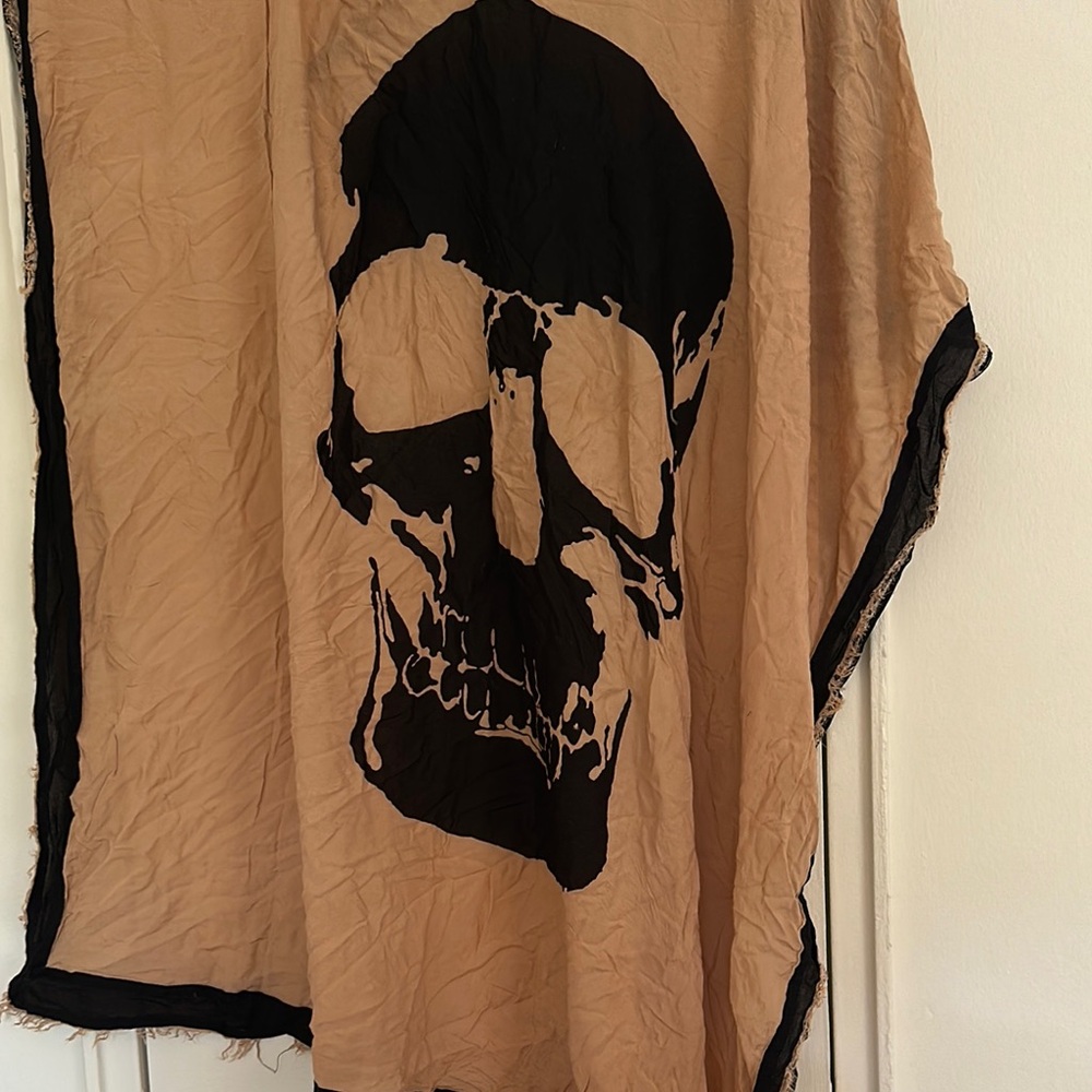 Tan and Black Skull Scarf